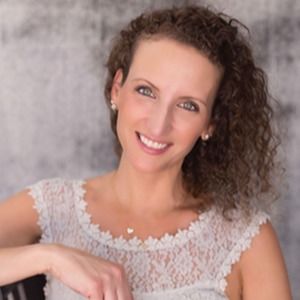 Meet your Posher, Nayara